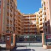 Cancello di ingresso del palazzo a Reggio Calabria - Ciccarello in cui ha sede l'azienda Accueil.