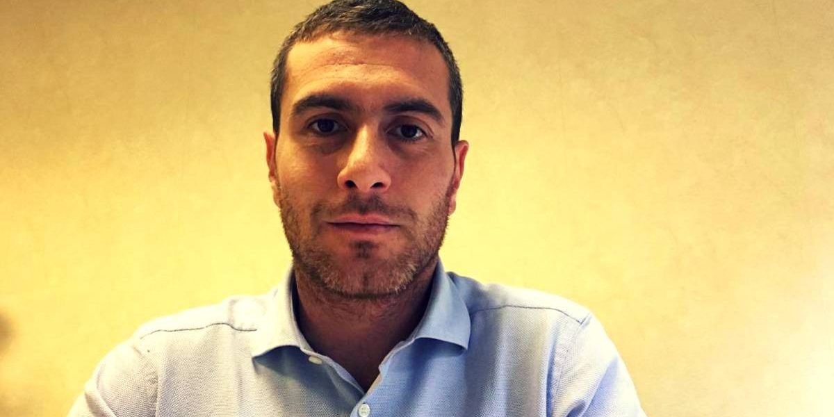 Domenico-Alfieri Primo piano di un uomo con la barba