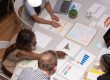 Qual è la differenza tra upselling e cross-selling? Scopri esempi pratici e strategie per applicarli con successo.