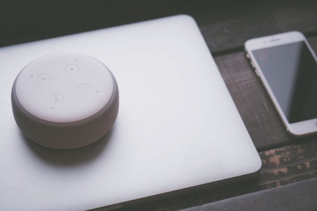 Intelligenza artificiale applicata alla customer experience per migliorare velocità, efficienza e personalizzazione del servizio clienti.